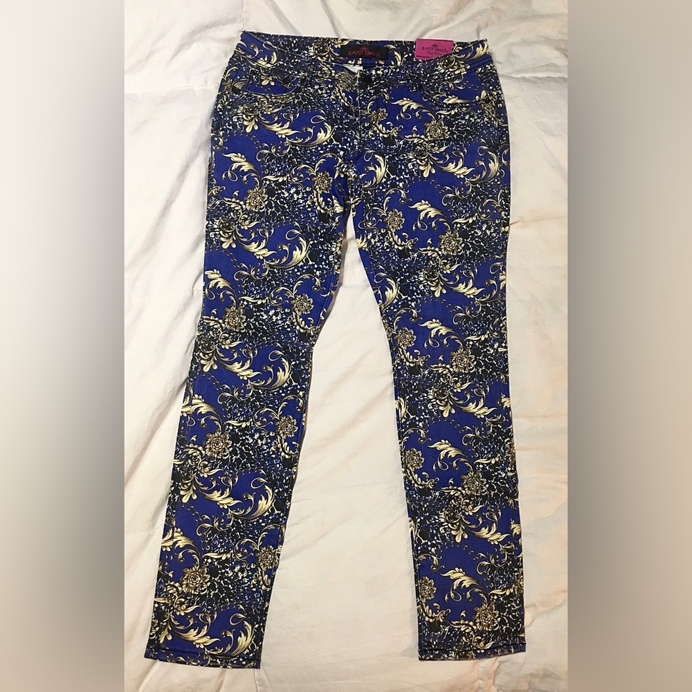 AlmostFamous jeans sz13